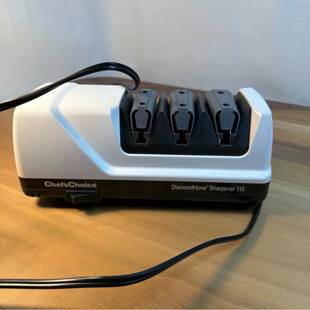 Chef's Choice DiamondHone‎ Electric Knife Sharpener ~Model 115~Made in USA Works